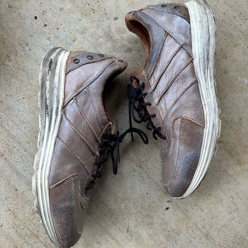 EUC Bed-Stu sneaker